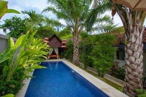 Bali Komang Guest House Sanur photo